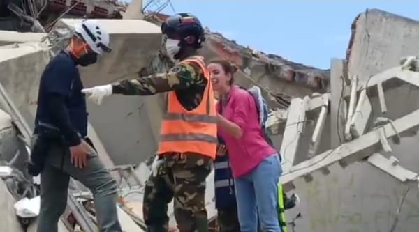 Periodistas denunciaron amenazas durante cobertura de labores de búsqueda en La Guaira