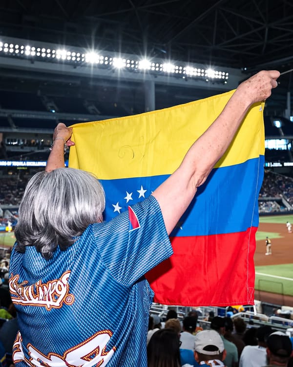 Marlins de Miami homenajearon a Venezuela y a las víctimas de los terremotos del 24 de junio