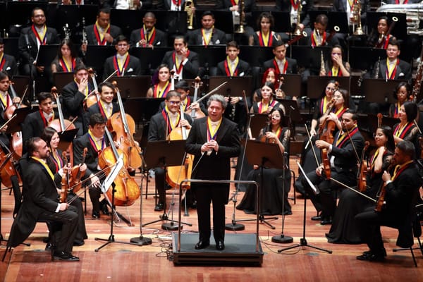 Orquesta Sinfónica Simón Bolívar y Gustavo Dudamel tocarán en la final del Mundial de Fútbol