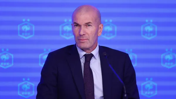 Zinedine Zidane fue presentado como el nuevo entrenador de la selección de Francia