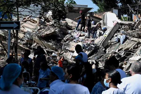 Gobierno venezolano ofreció enviar ayuda humanitaria a Colombia tras sismo de 7,4