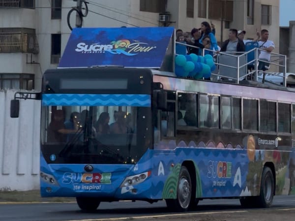 SUCRE | Inauguraron en Cumaná autobús turístico con rutas por sitios históricos y playas