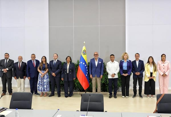 Gobierno encargado y AN de 2015 se mantendrán en sesión de diálogo permanente hasta el 12 de agosto
