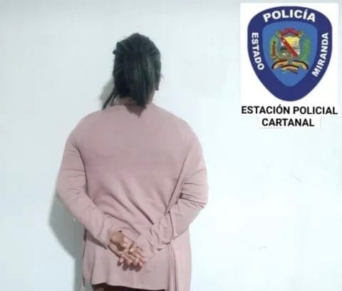 Madre fue detenida tras obligar a sus hijos de 6 y 8 años a lesionarse con un cuchillo