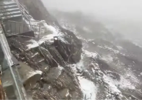 En video: así fue la nevada que cubrió al Pico Espejo del estado Mérida este #20SEP