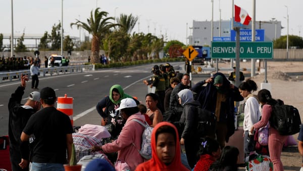 Perú coordina con Venezuela deportación por barco de migrantes «irregulares»
