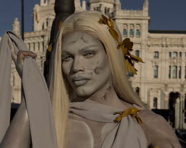 Maquillador cumanés Edwuard Espinoza participa en casting de «Los Juegos del Makeup» en España