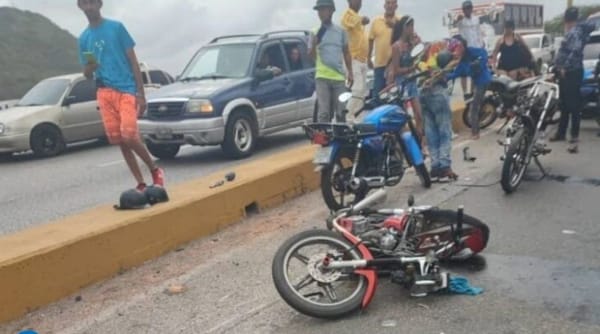 Niña de dos años perdió una pierna tras sufrir un accidente en motocicleta en Carabobo