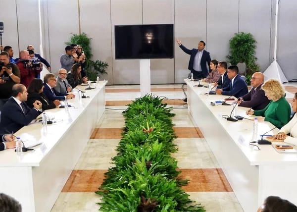 Gobierno y exdiputados de 2015 avanzan en acuerdos sobre medios y renovación del TSJ