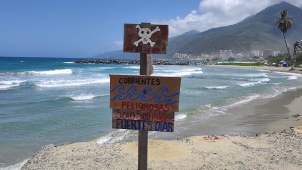 Hombre murió por inmersión en Playa Los Cocos en La Guaira