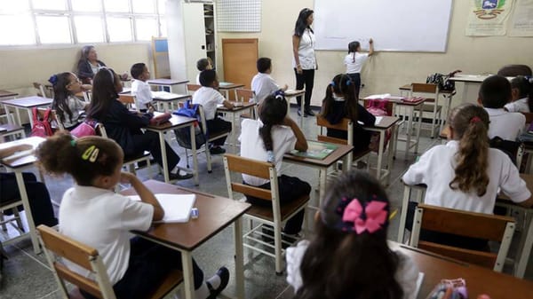 Gobernador de La Guaira informó que 239 escuelas están listas para el regreso a clases