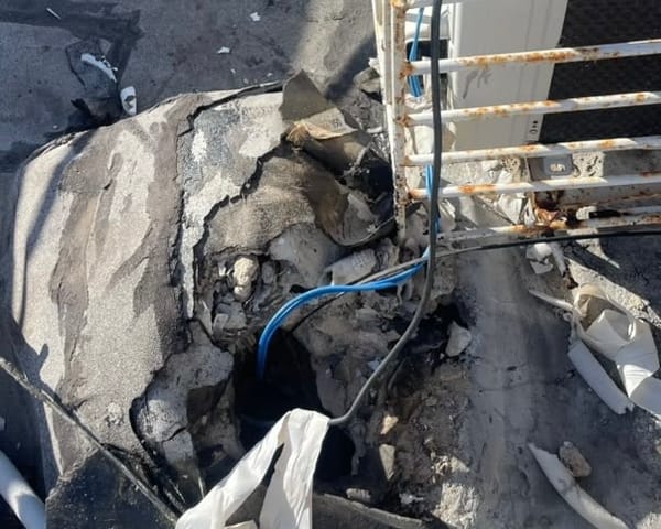 Denuncian robo de tuberías de cobre en dos locales del C.C Taormina en Cumaná