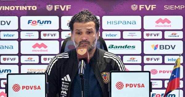 Oswaldo Vizcarrondo busca definir el rumbo de la Vinotinto hacia el Mundial 2030