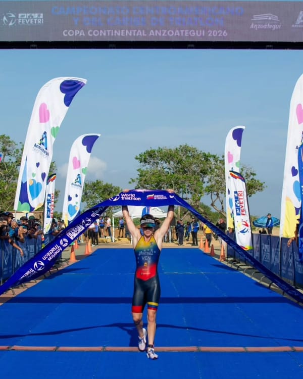 Cumanesa Rosa Martínez ganó la Copa Continental de Triatlón disputada en Argentina