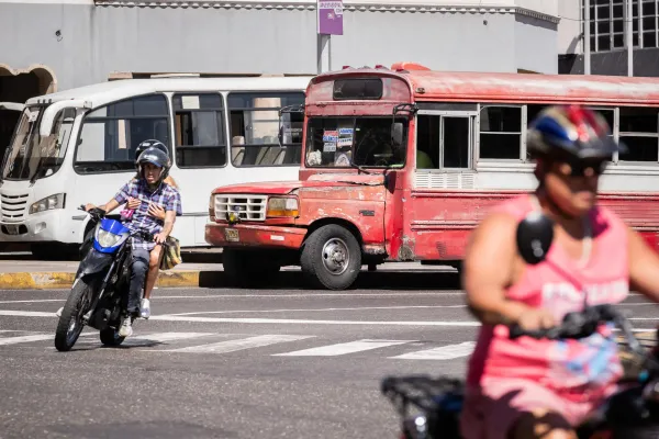 Transportistas propusieron subir el pasaje urbano a $0,70 y eliminar subsidios a la gasolina