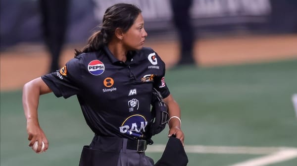 Wanda Rodríguez, primera mujer en ser umpire principal de un juego de la LVBP
