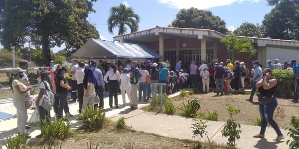 Gobernador Rojas: 313 mil 657 personas se han vacunado contra el COVID-19 en Sucre