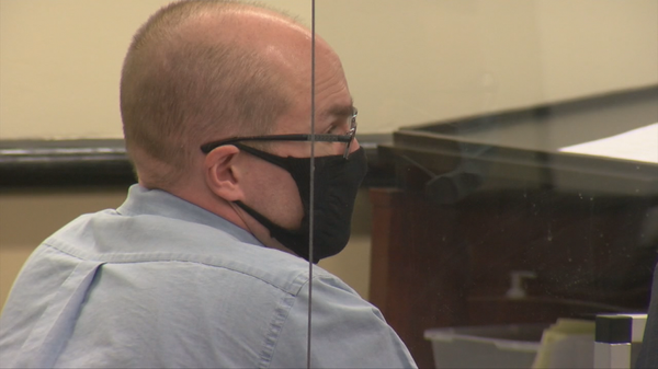 EE.UU | farmacéutico es condenado a tres años de cárcel por dañar 500 vacunas