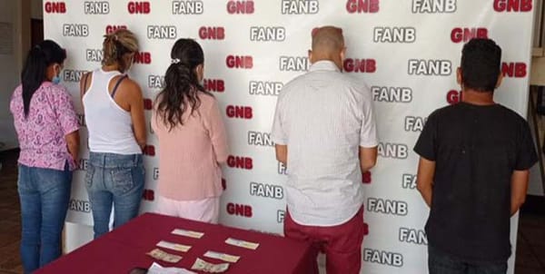 Detuvieron a cinco personas en Lara por vender cupos de vacunación