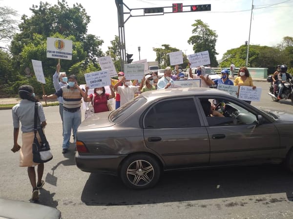 Anzoátegui | Docentes exigieron mejoras salariales y vacunación masiva