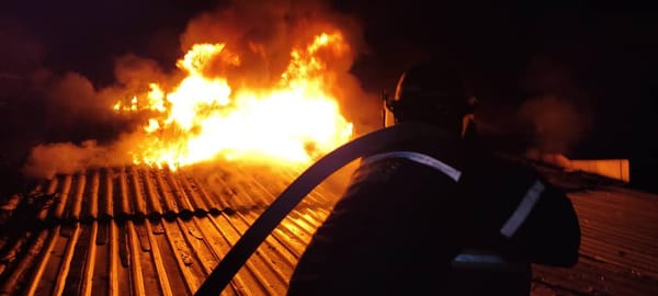 Se produjo un incendio en la Escuela de Estudios Políticos de la UCV
