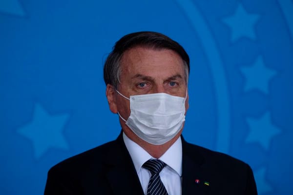 Jair Bolsonaro fue hospitalizado por dolor abdominal