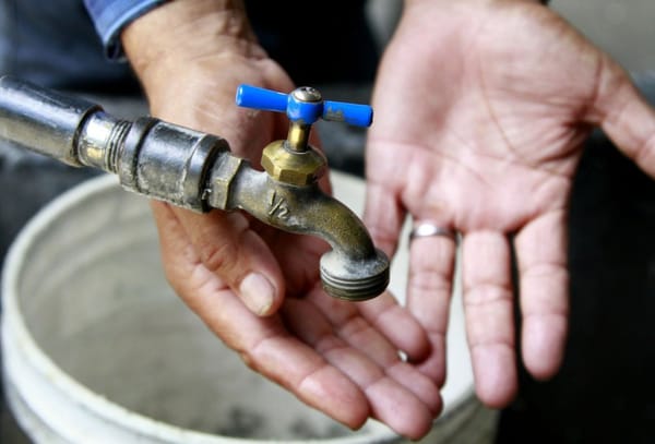 Habitantes del sector Barrio Obrero de Clarines denunciaron tener 20 días sin agua