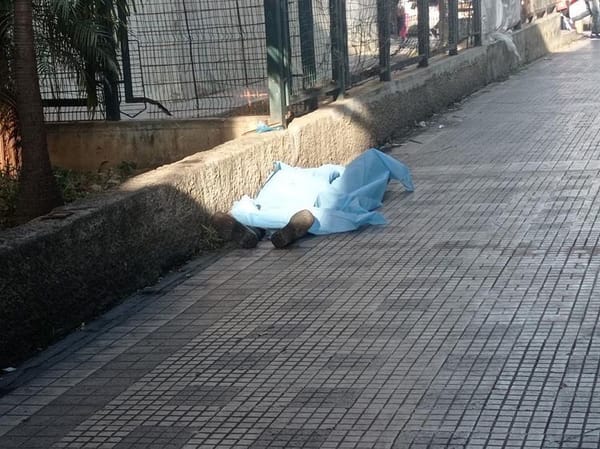 Falleció adulto mayor en cola para la vacuna en Caracas
