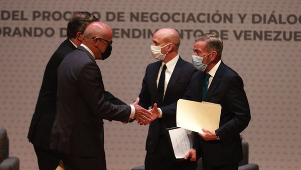 Gobierno y oposición venezolana van a cuarta ronda de diálogo en México