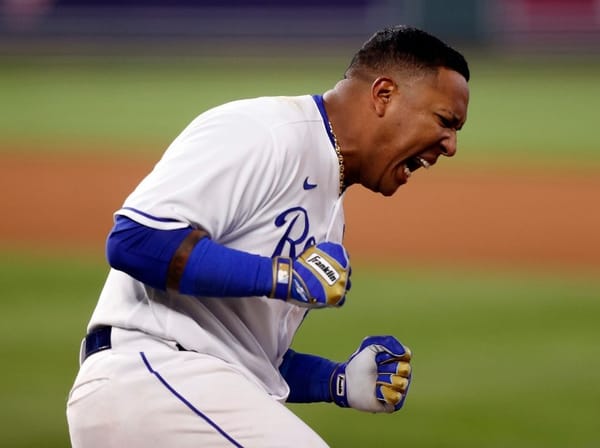 Salvador Pérez se llevó el premio Luis Aparicio