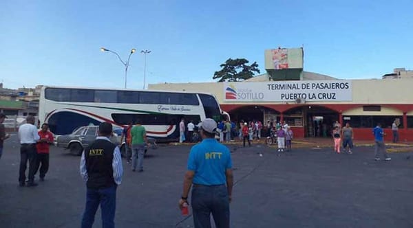 Anzoátegui | Carnet de vacunación será obligatorio en los terminales de Puerto La Cruz