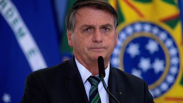 Informe del Senado señala a Bolsonaro de crímenes contra la humanidad