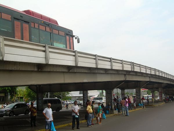 Cuerpo colgado de una mujer fue hallado en Puerto La Cruz