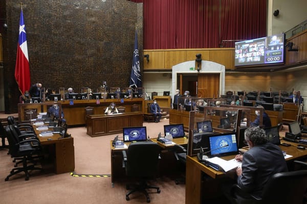 Senado chileno desestimó la destitución del presidente Sebastián Piñera