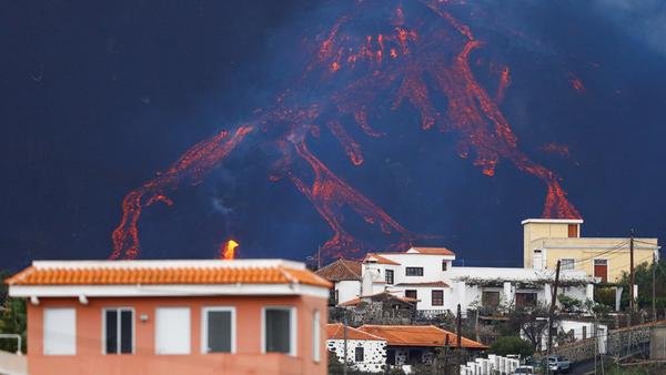 Se reportó fuerte sismo por la erupción del volcán en La Palma.