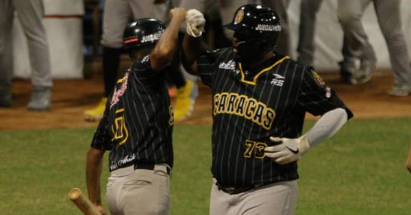 ¡En Caracas cenaron Tiburón! Leones conquistaron su 10ma victoria