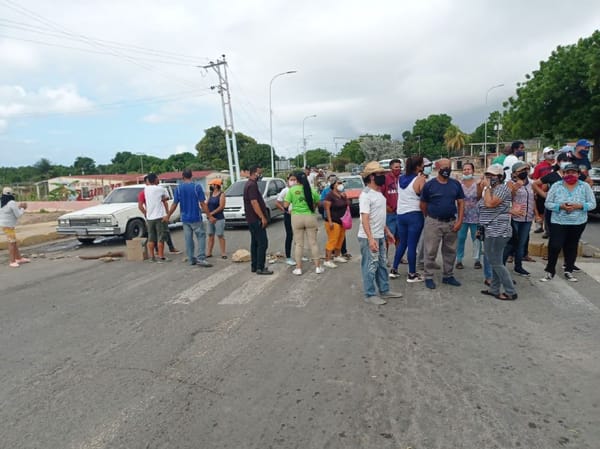 Sucre | Ocho comunidades cumanesas no cuentan con Cantv desde hace más de tres meses