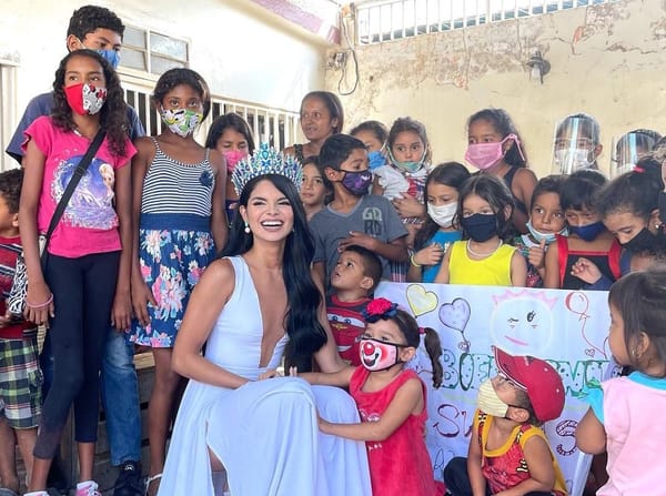 Alejandra Conde sigue avanzando en el Miss Mundo