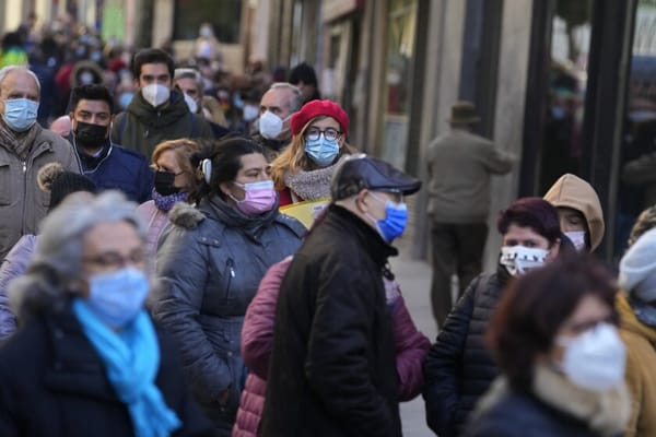 OMS instó mantener las medidas de prevención durante las fiestas navideñas