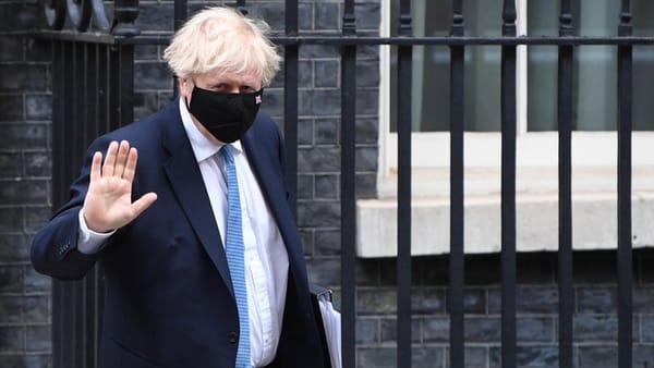UK levanta la cuarentena y el uso obligatorio del tapaboca