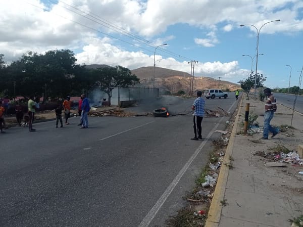 Sucre | Cuatro comunidades cumanesas protestaron para exigir mejores servicios públicos