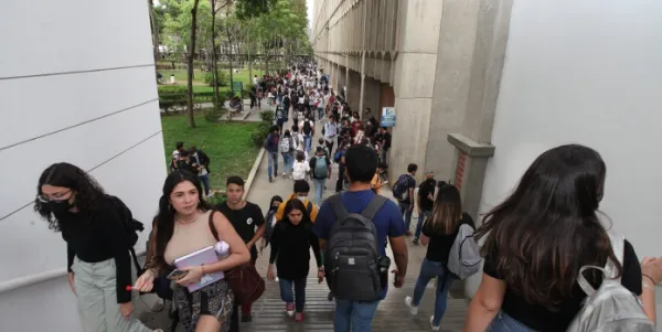 La UCAB inició clases presenciales desde el comienzo de la pandemia