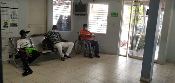 Pacientes de Diálisis Care en Monagas denuncian fallas en la unidad