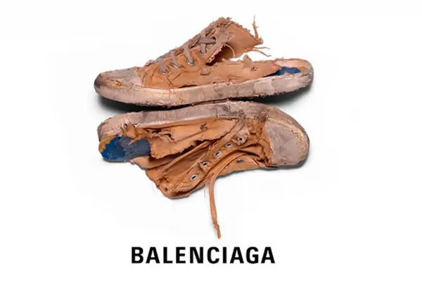 Nueva colección de Balenciaga: hasta 1800$ un par de zapatos