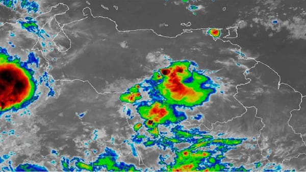 El oriente venezolano se prepara para recibir la onda tropical número catorce