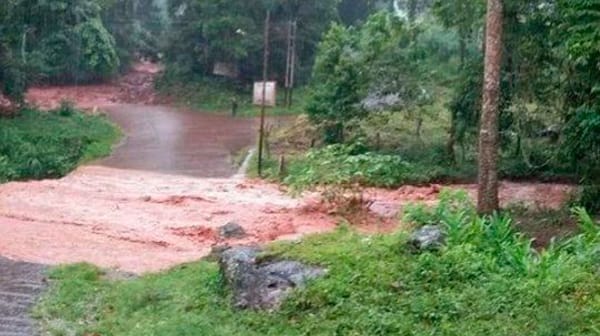 Fuertes precipitaciones en Táchira ocasionaron el desbordamiento de la quebrada La Victoria