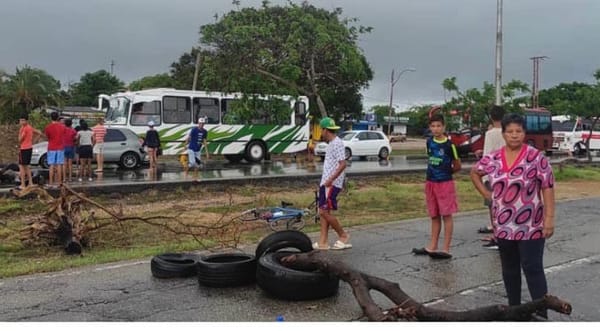 Habitantes de Guayacán Norte cerraron la avenida Juan Bautista Arismendi
