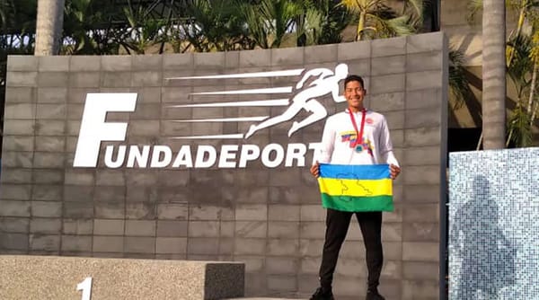 Luis Mario González designado como mejor nadador de Anzoátegui