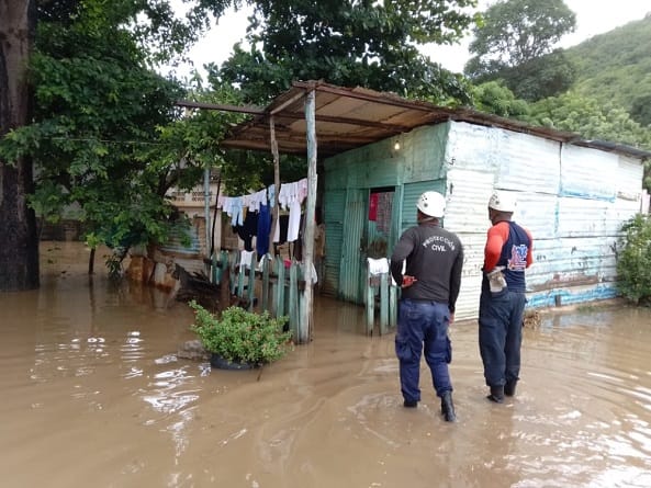 Lluvias dejaron 14 viviendas inundadas en Carúpano