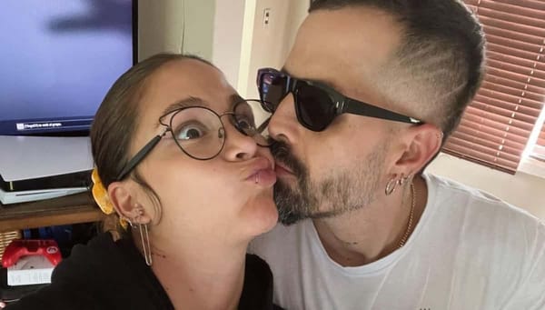 Mira la peculiar sorpresa que le dió Greeicy a su pareja